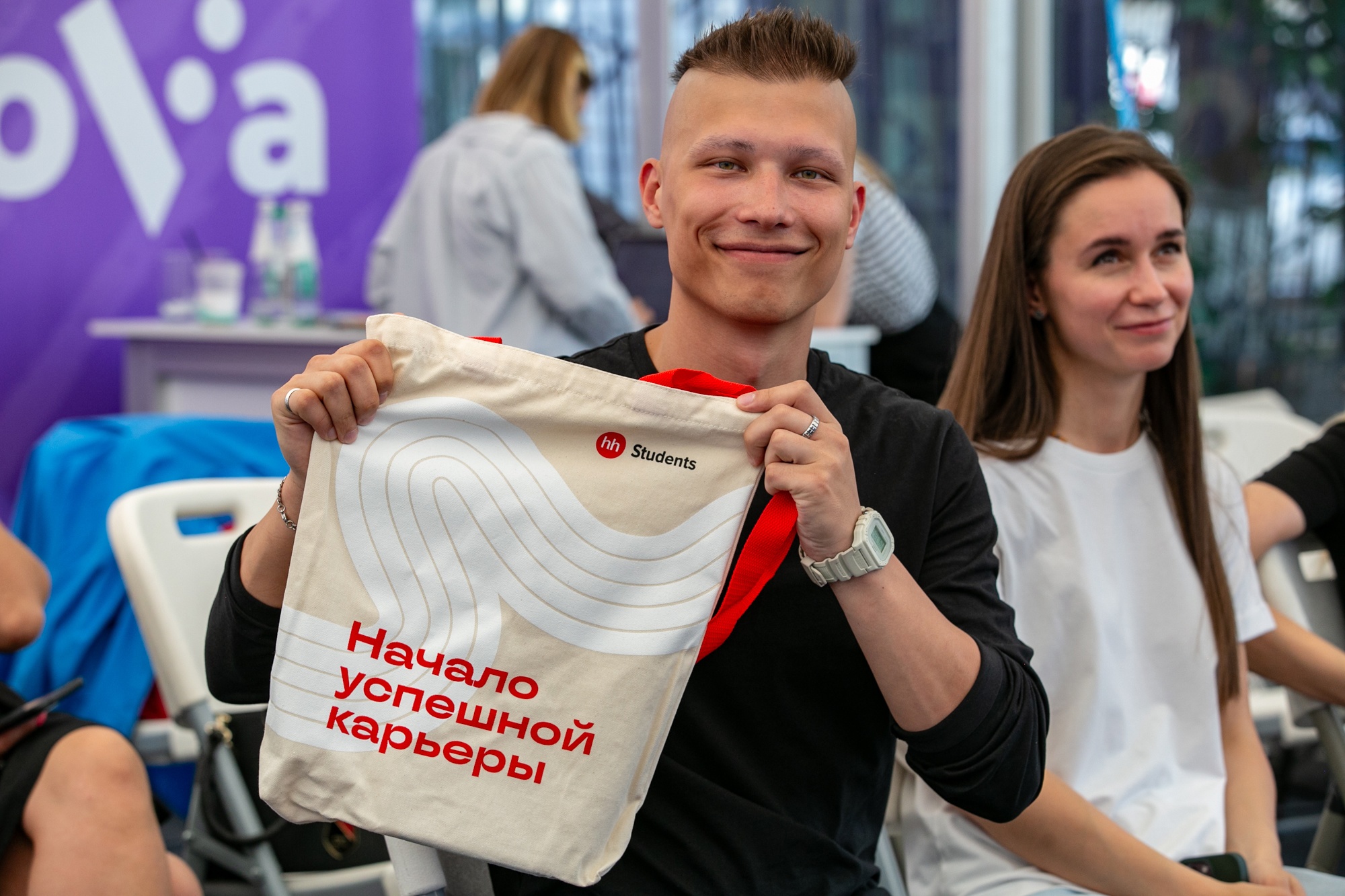 Отставить общепит: как найти работу на молодёжных форумах
