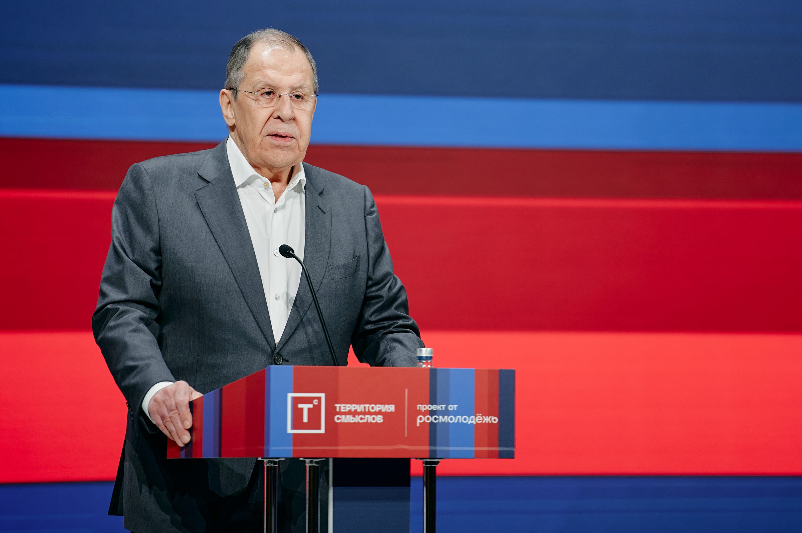 «Россия и мир: борьба за ценностный суверенитет в условиях глобального давления»: Сергей Лавров выступил на «Территории смыслов»